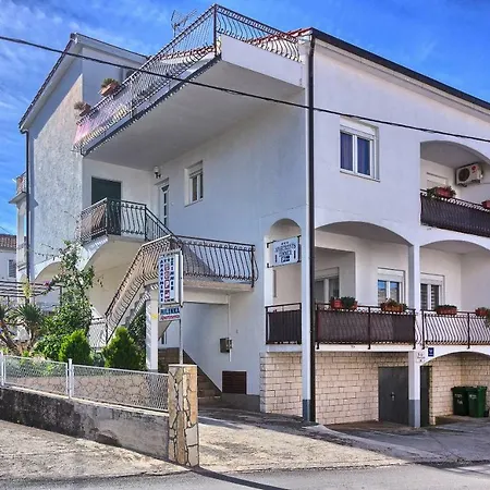 Milenka Apartment Trogir